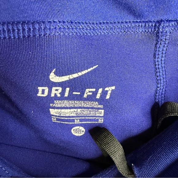 Nike Women's Textured Athletic Shorts in Deep Royal Blue Size Medium GUC - Picture 8 of 9